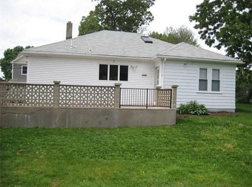 4th image of 17 Elmore Ave