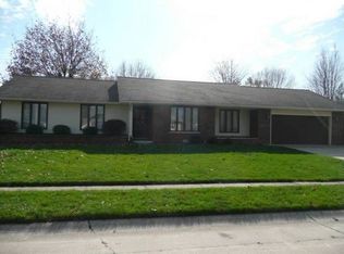1719 Elmwood Ln, Kokomo, IN 46902
