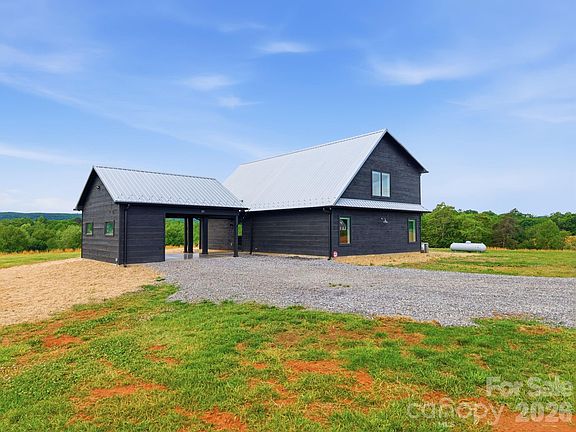 2nd image of 211 Race Path Rd