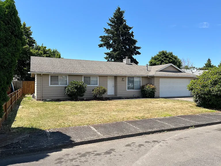 1533 Clydesdale Dr SE — Photo 4