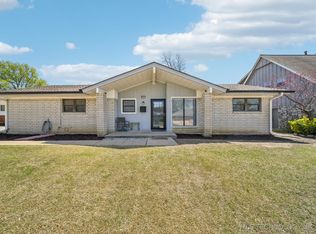 6842 E 56th St, Tulsa, OK 74145