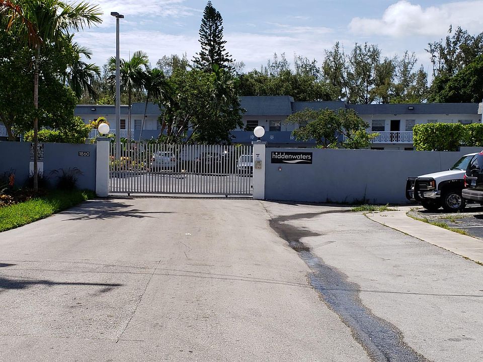 1st image of 1860 Venice Park Dr APT 222