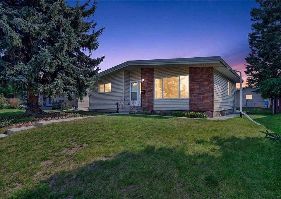 1st image of 5048 W Vanstone Cres NW