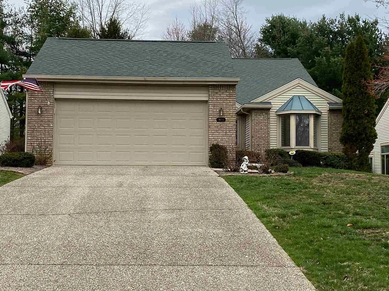 9133 S Front 9 Dr photo 1