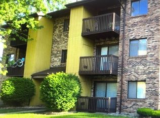 1249 Cunningham Dr APT 3E, Calumet City, IL 60409