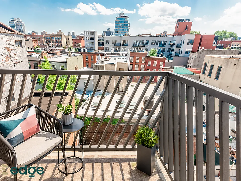 268 Metropolitan Ave #5D