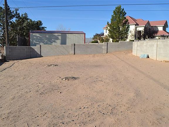 4th image of 434 Capitol Dr SW