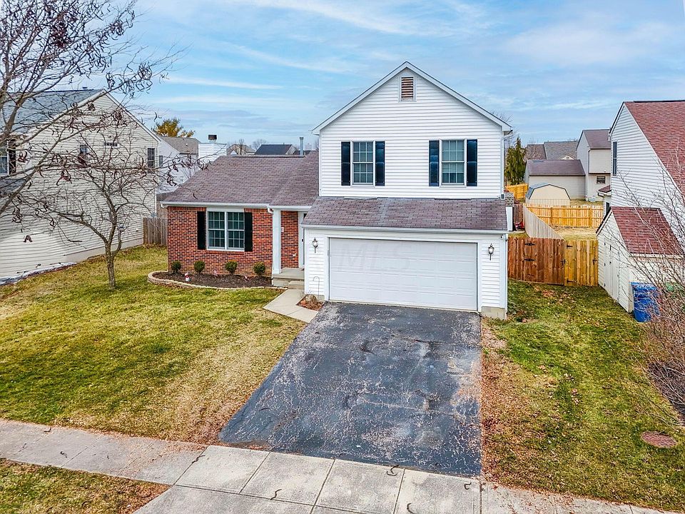 1st image of 1114 Village Dr