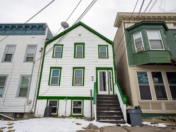 490 Yates Street, Albany, NY 12208