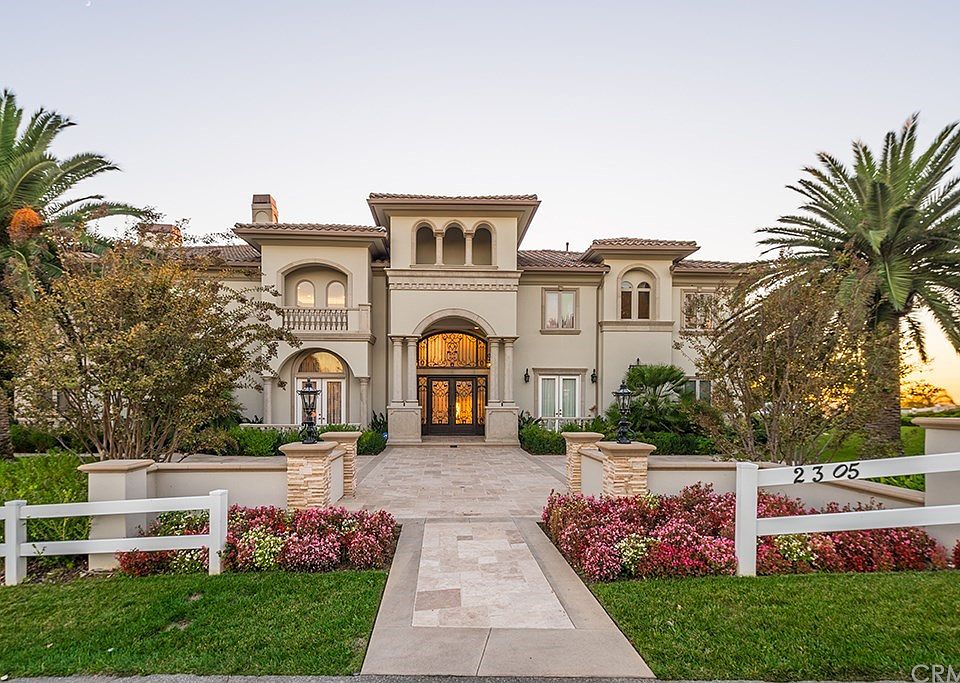 1st image of 2305 Alamo Heights Dr