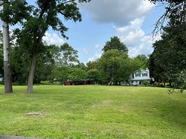 256-262 W 10th St, Elmira, NY 14903