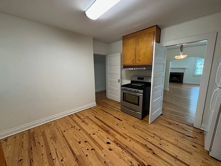 915 Brandon Ave — Photo 6
