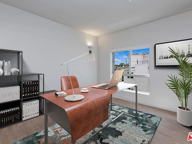 11837 Mayfield Ave #404 — Photo 7