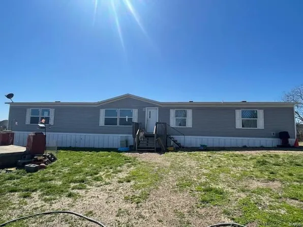 26 Brushy Fork Rd, Iberia, MO 65486