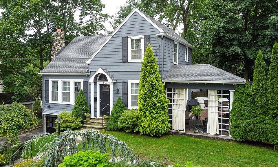 304 Lowell St, Reading, MA 01867 Zillow
