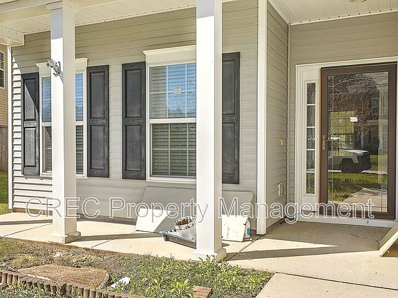 3rd image of 459 Green Park Ln