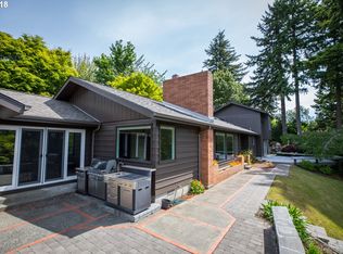 1060 Date Ave, Coos Bay, OR