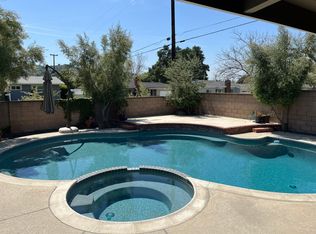 243 S Burnaby Dr, Glendora, CA 91741
