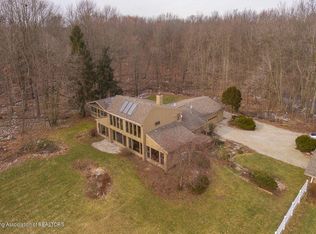 1747 Burkley Rd, Williamston, MI 48895