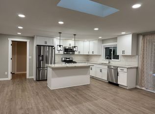10417 NE 130th St, Kirkland, WA 98034
