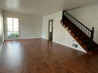 1220 P St APT 11, Sacramento, CA