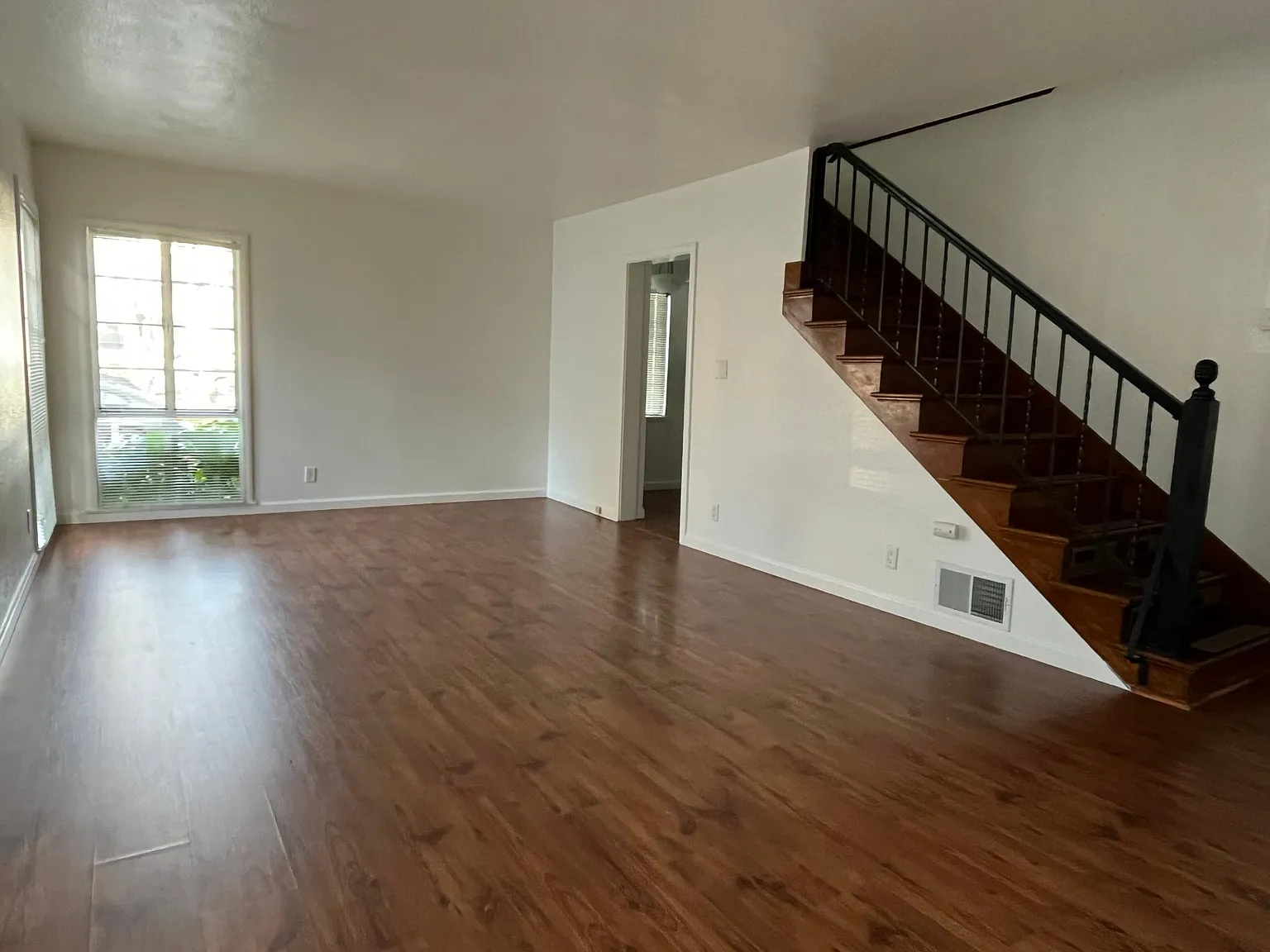 1220 P St APT 11 photo 1
