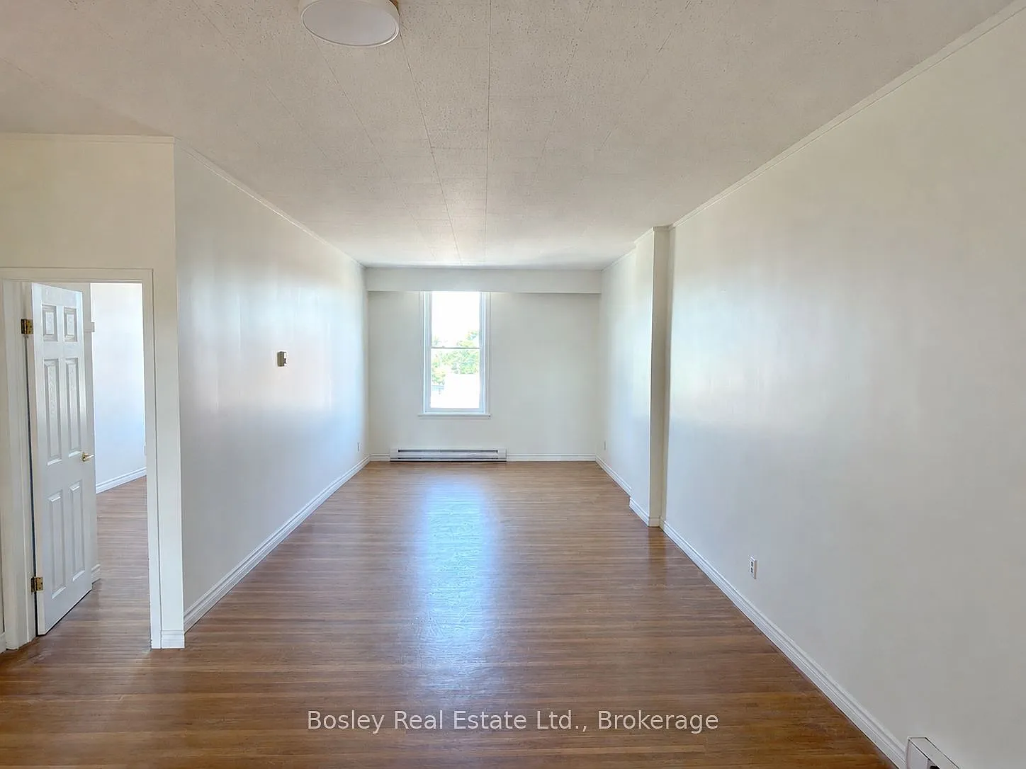2 bed, $2,400 — Photo 4