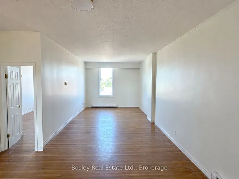 50 Sykes St N #3 — Photo 4