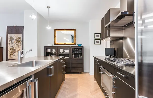 Sold by Compass | media 10