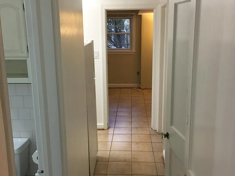 810 Jackson Ave #B — Photo 18