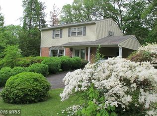 6603 Greenview Ln, Springfield, VA 22152