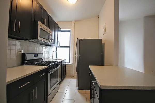 Rented by Compass | media 2