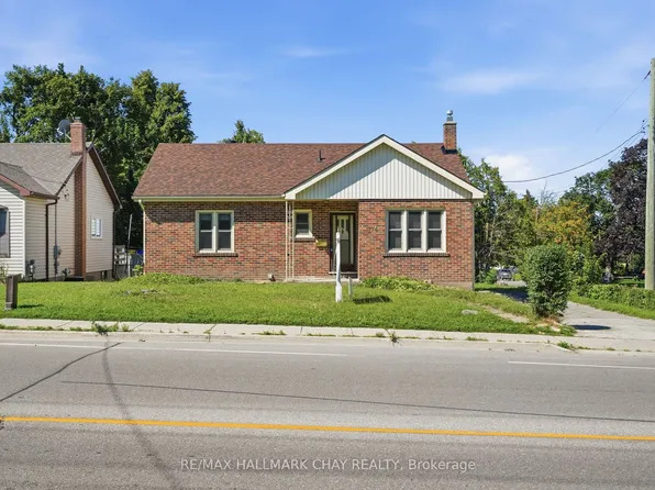 174 Saint Vincent St, Barrie, ON L4M 3Z2