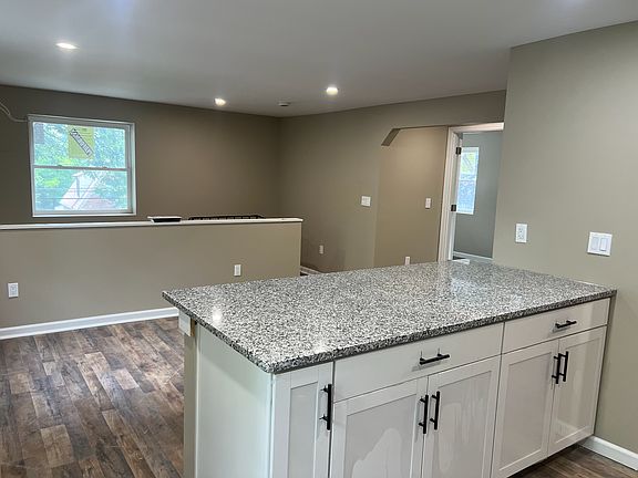2nd image of 1629 Pasadena Ave #2