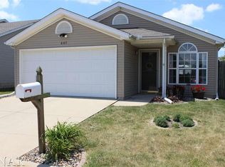 607 Wulbrun Dr, Bloomington, IL