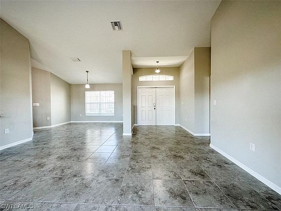 4th image of 1125 El Dorado Blvd N