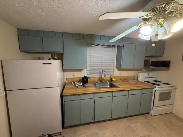 (undisclosed Address), Smithtown, NY 11787