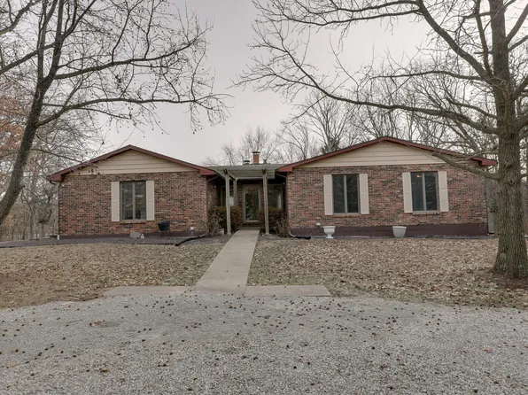 13132 Comanche Dr, New London, MO 63459