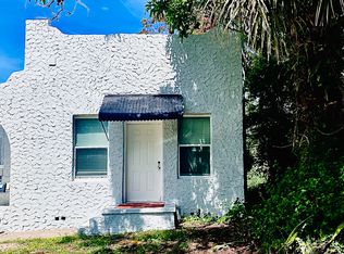 618 25th St W #A, Bradenton, FL 34205