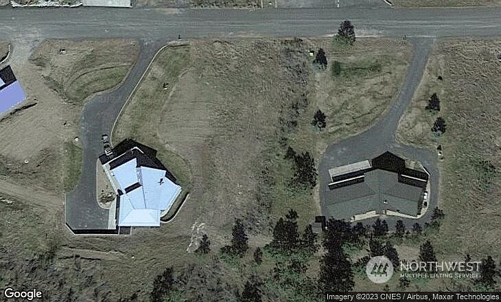 2nd image of 16560 Whitelaw Road E