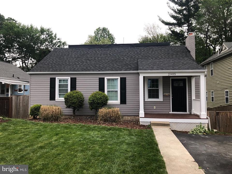 1st image of 2905 Brook Dr