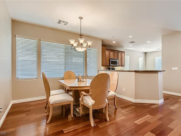 3rd image of 5755 Sunset Downs St