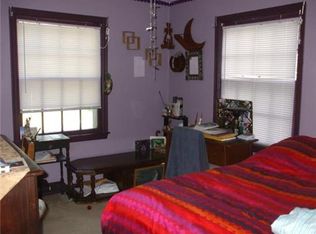8835 Maiden Ln, Kansas City, MO 64114