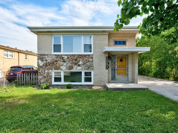 8639 44th St, Lyons, IL 60534