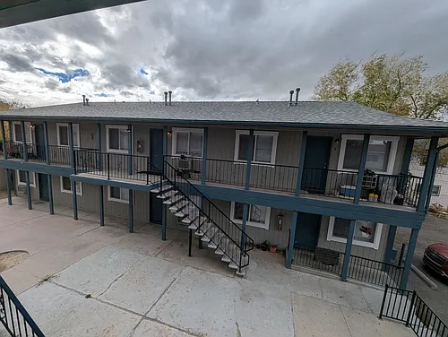 1484 Lewis St #4 Photo 1