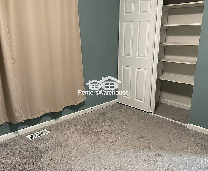 1517 Shadow Wood Dr — Photo 14