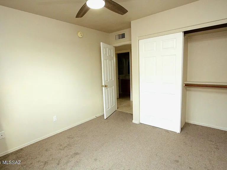 9465 N Elan Ln — Photo 12