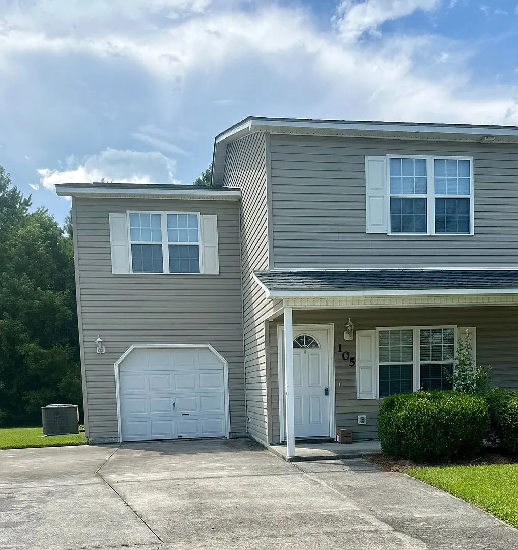 105 E Coopers Ct — Photo 1