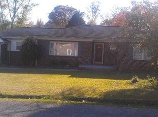 907 Park Ave NW, Cleveland, TN 37311