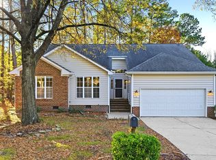 101 Breckenwood Dr, Cary, NC 27513